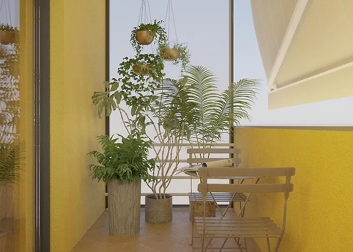 Elda Yellow Palace, In Center Tirana